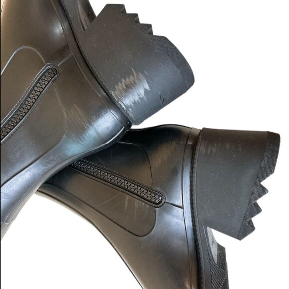 CHLOE Betty Black Rain Boots - Picture 8 of 12